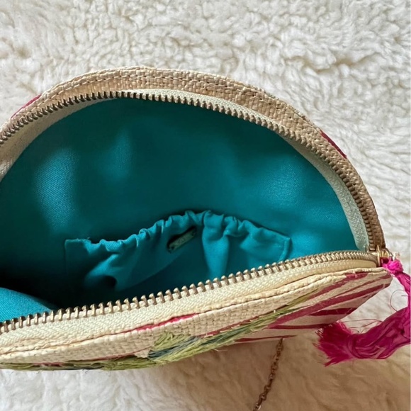 KAYU Pineapple Purse - Picture 3 of 4